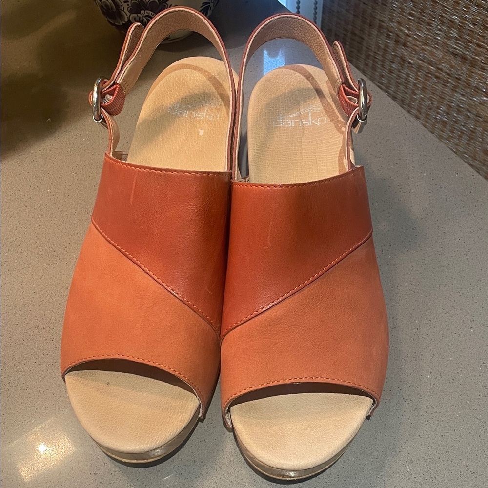 Dansko Madalyn Heeled Women's Slingback Sandals - size 41 or 10.5-11 - Picture 4 of 7